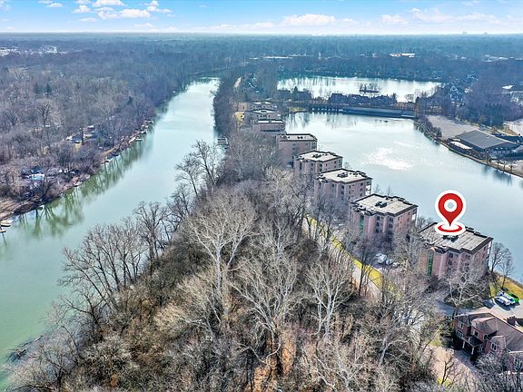 4th image of 6770 Spirit Lake Dr #8