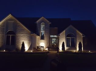 18008 Heritage Dr, Macomb, MI 48044