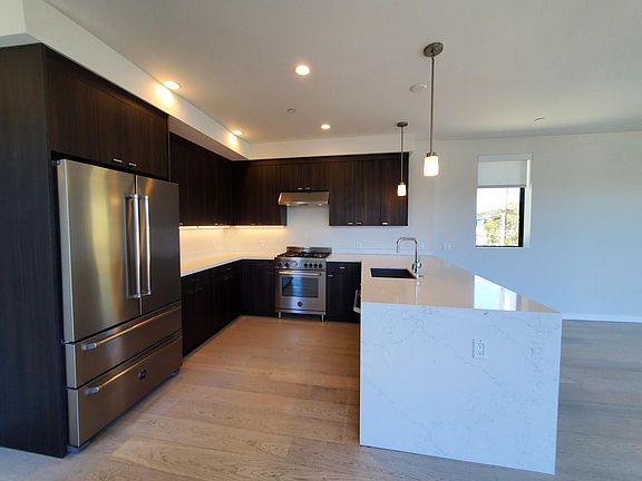 3rd image of 2600 Harrison St #306