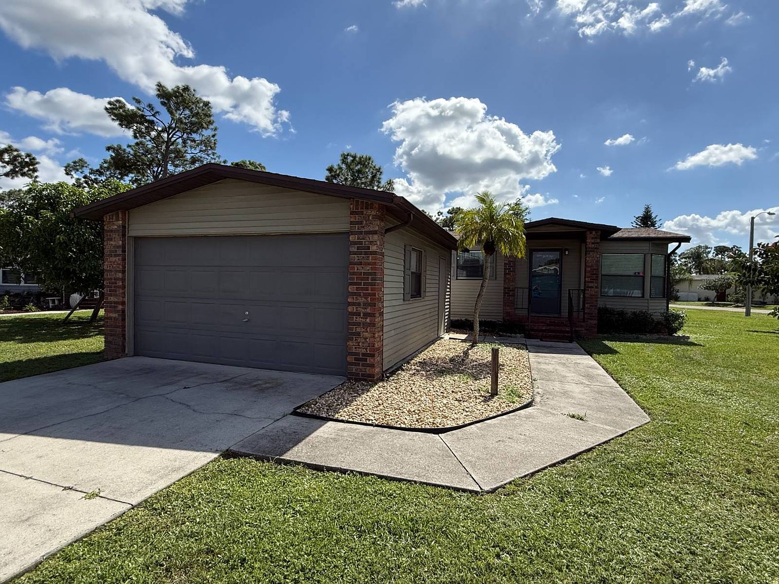 18944 Diamond Hill Ct #C14