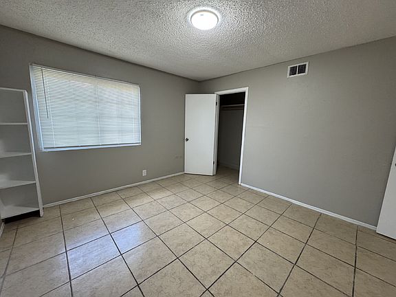3rd image of 11222 Belair Dr APT 4
