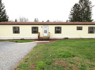 422 Newport Ave, Christiana, PA 17509