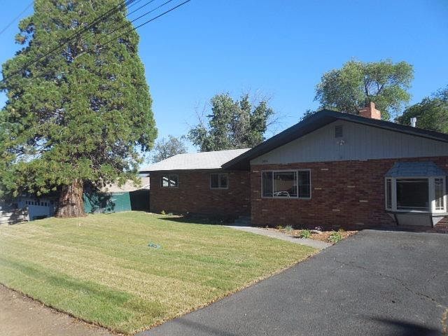 1st image of 2455 Redwood Dr