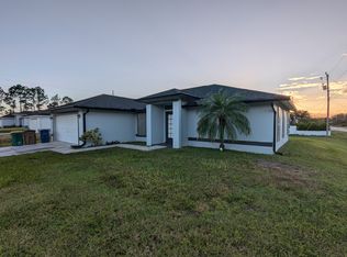 105 Terry Ave N, Lehigh Acres, FL 33971