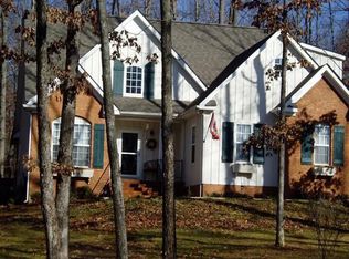 225 Shadow Rock Dr, Monteagle, TN 37356