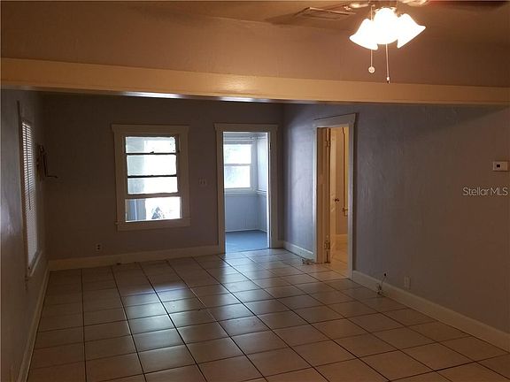 4th image of 860 15th Ave S