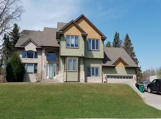 318 Tyler Ave N, Hopkins, MN 55343