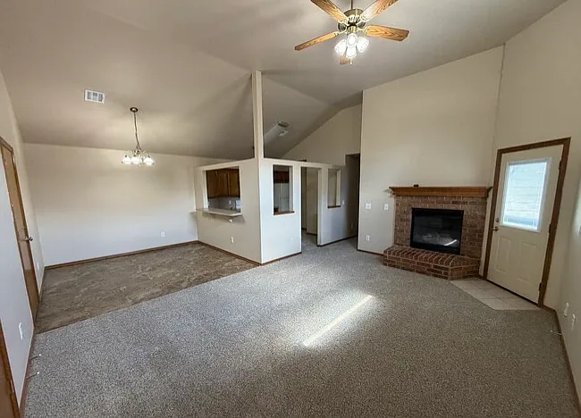 2721 SE 89th Ter #2721 — Photo 4
