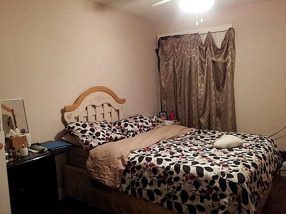 4th image of 200 177th Dr APT 506