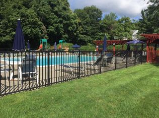 164 Club Ct, Ossining, NY 10562
