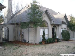 1511 Cambridge Cir, Birmingham, AL 35243