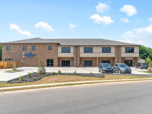 138 Center Pointe Dr Unit 2, Clarksville, TN 37040