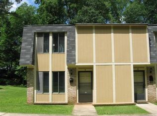 9 Starmount Dr, Lagrange, GA 30241