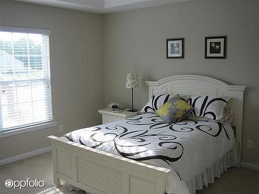 4th image of 103 Pine Walk Dr
