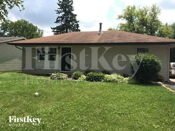 1605 Seminole Ln, Carpentersville, IL 60110