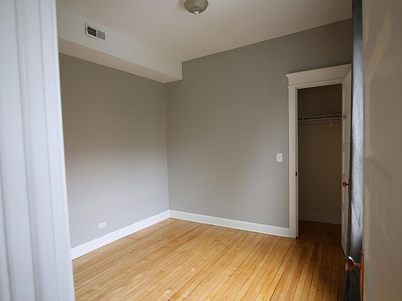 2nd image of 3634 W Wrightwood Ave APT 2E