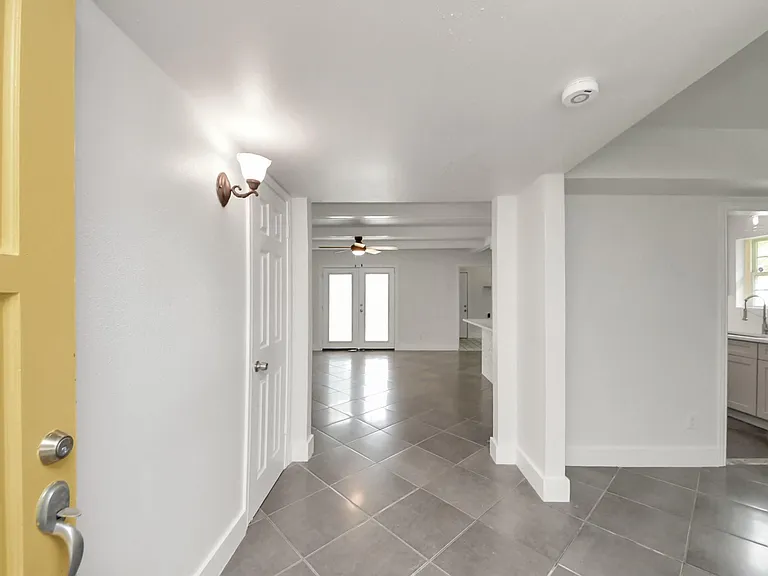 4011 Ebbtide Dr — Photo 30