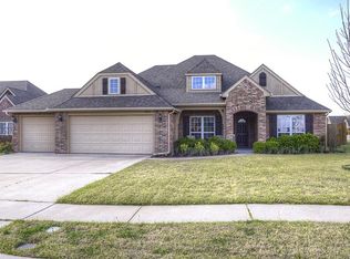 3916 W 109th St S, Jenks, OK 74037