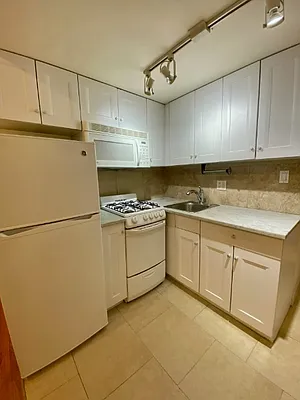 Rented by Spire Group | media 10