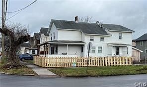 1st image of 400 Henry St