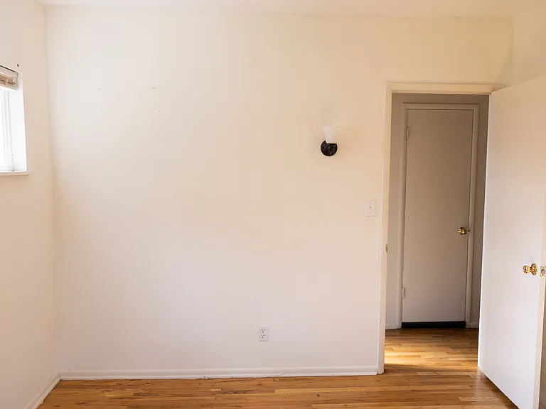1316 Kent Cir — Photo 20