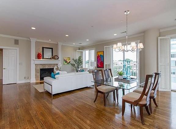 5th image of 411 W 46th Ter APT 802