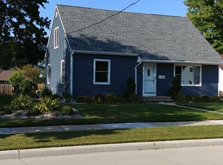 304 E 18th St, Kaukauna, WI 54130