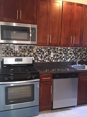 Rented by Roberto Guilbet, LREB | media 6