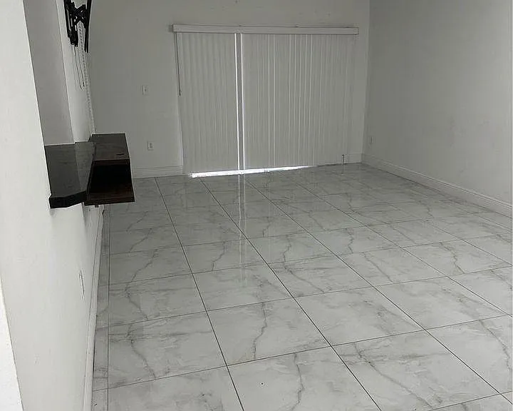 1147 NW 125th Path #101 — Photo 5