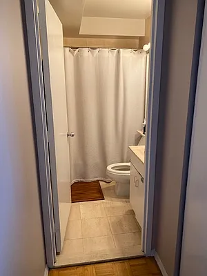 Rented by Gala West Realty LTD | media 4