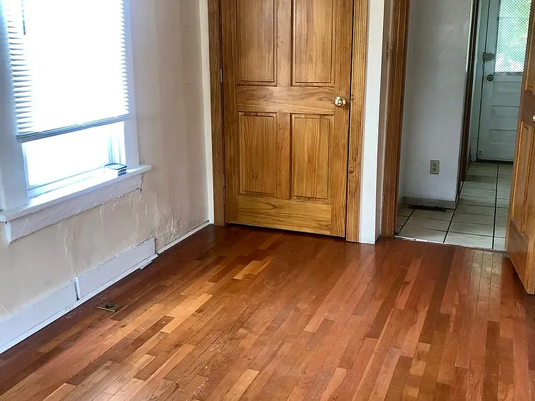 77 E Patterson Ave — Photo 17