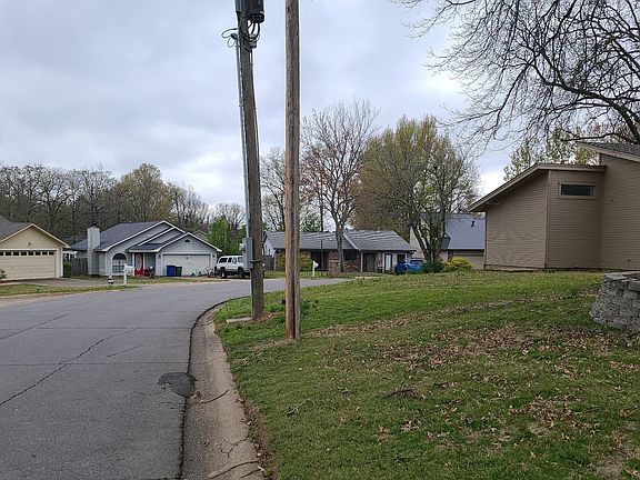 5th image of 15 Mine Hill Dr