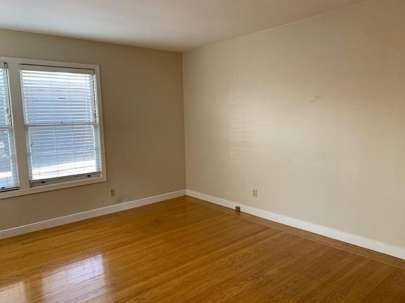 3rd image of 468 Margarita Ave #472
