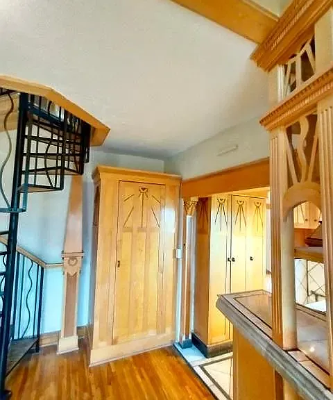 1920 W Riverside Ave #4 — Photo 4