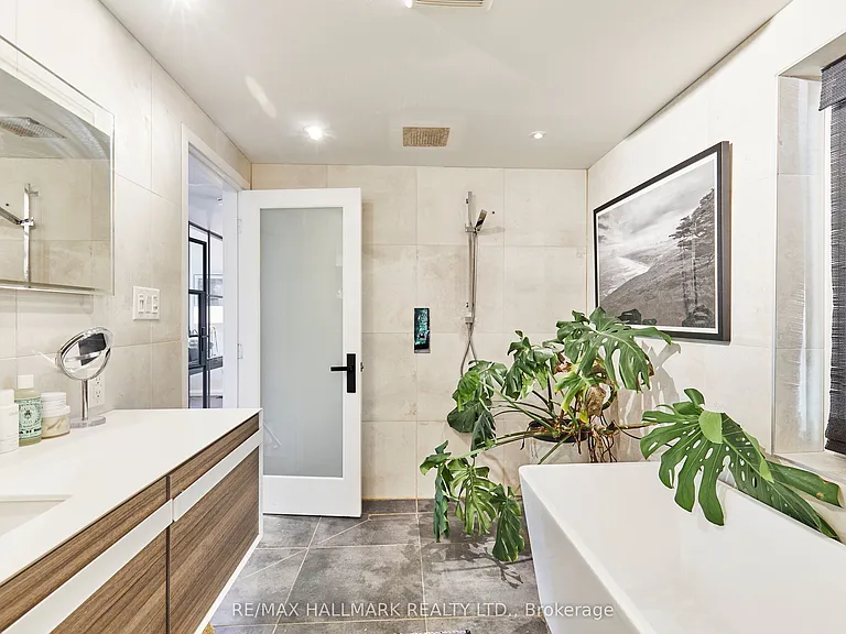 72 Sunnypoint Cres — Photo 26