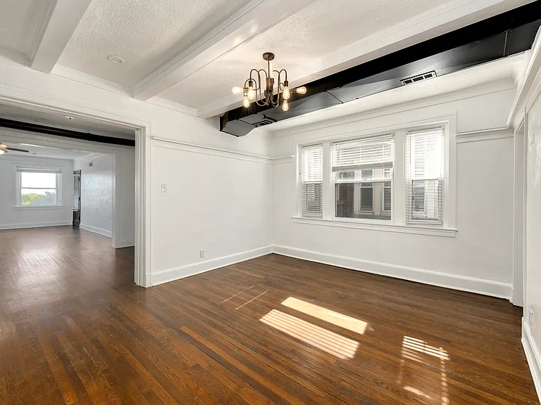 502 Gladstone Blvd #8 — Photo 17
