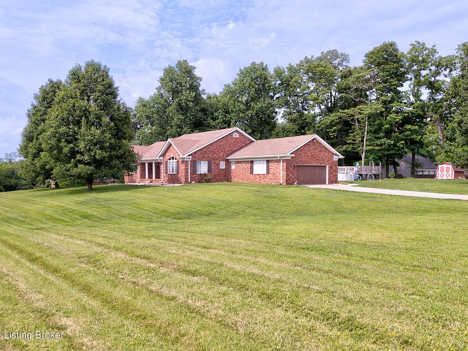 1st image of 132 Millwood Ct
