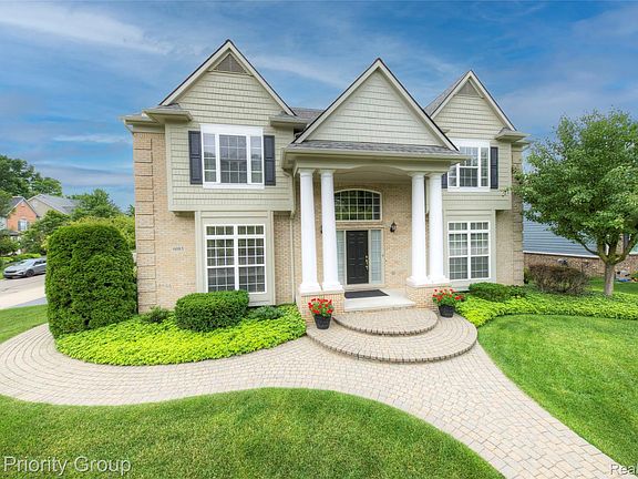 2nd image of 6083 Village Ct