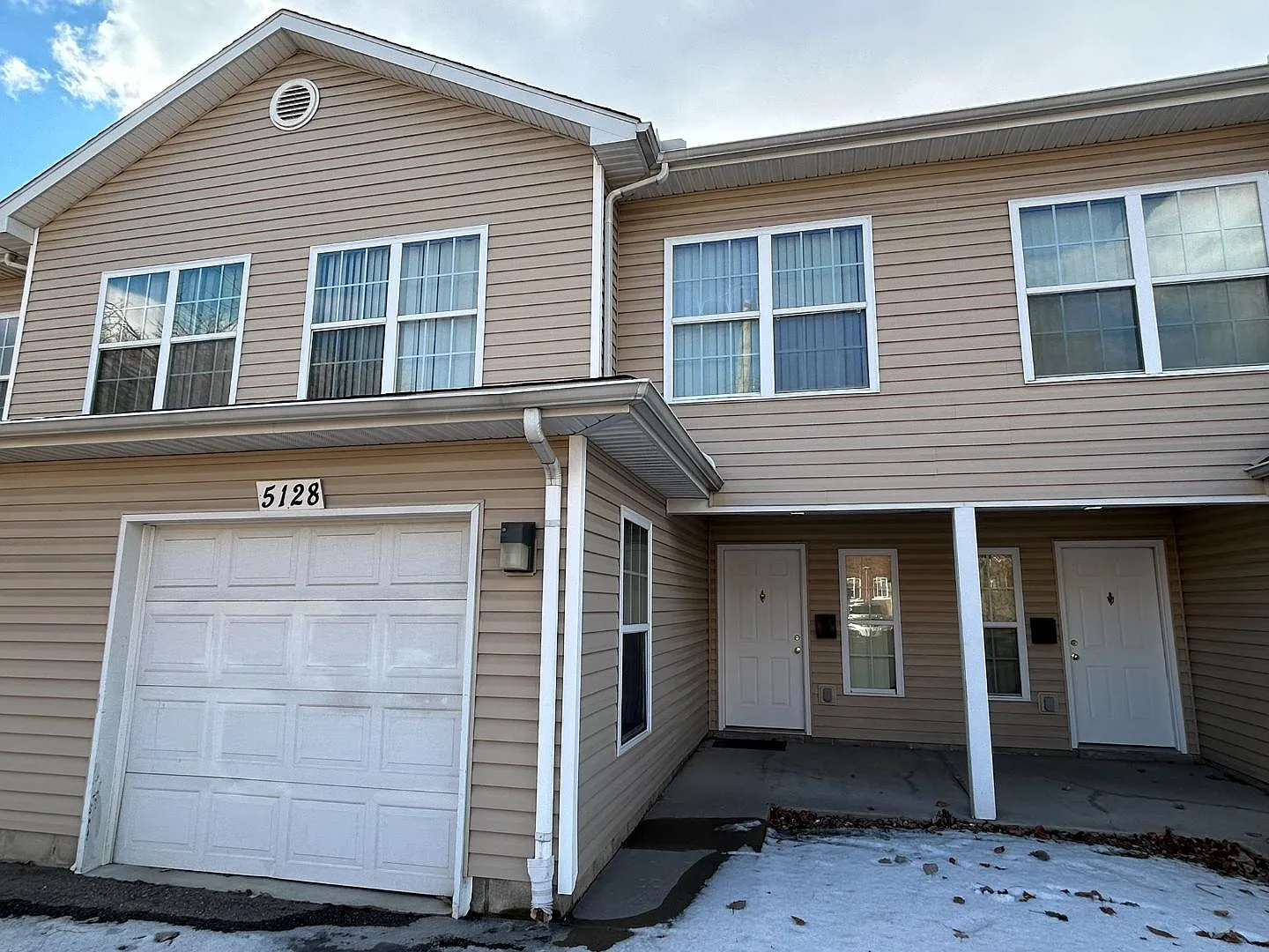 20 Unit - McKinley - 5128 McKinley — Photo 1