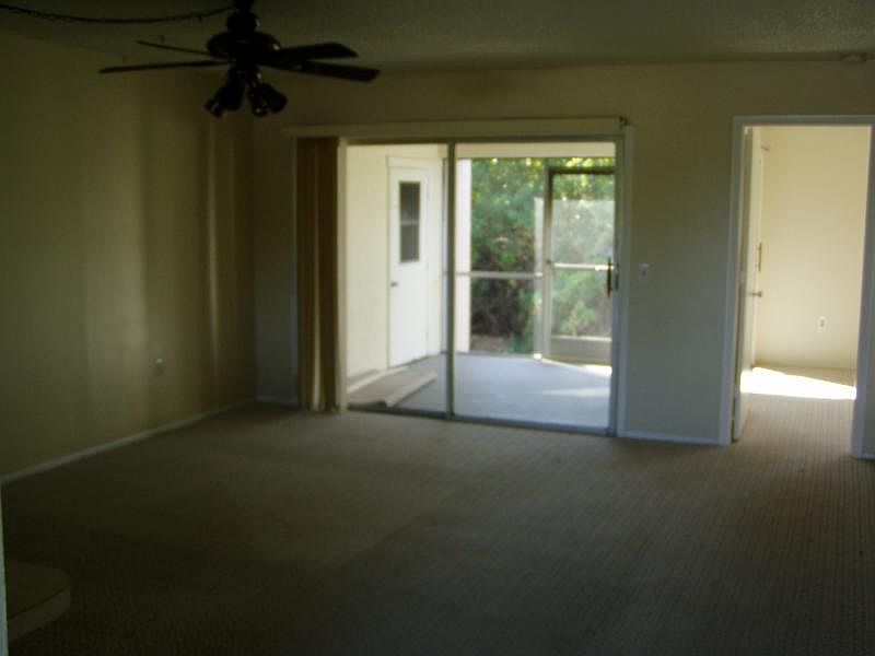 2nd image of 3121 Vasco St APT 6