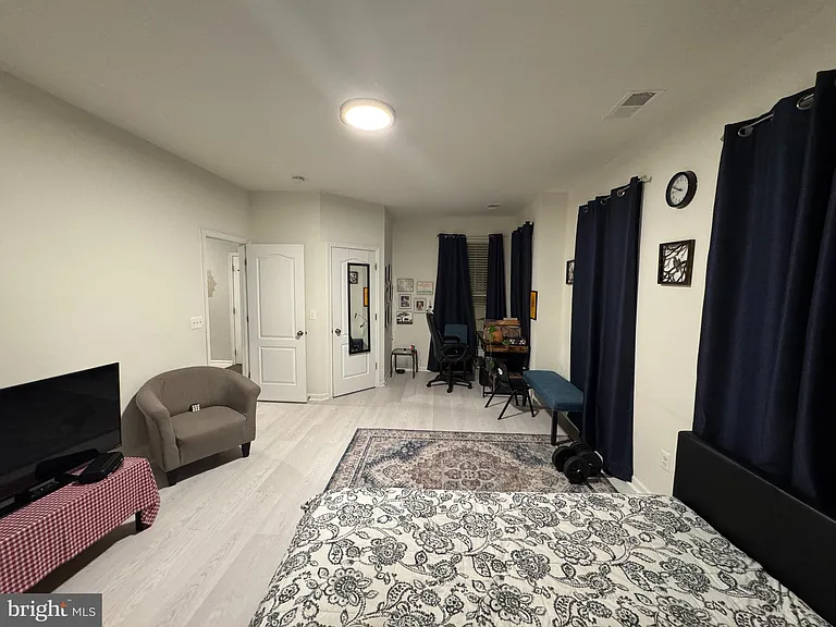23595 Kingsdale Ter — Photo 5