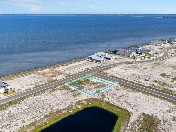 5862 Constellation Dr, Titusville, FL 32780