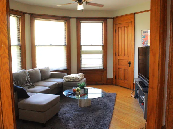 1506 N Jackson St, Milwaukee, WI 53202