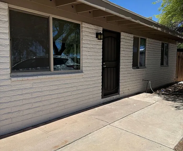7231 E Irvington Rd — Photo 2
