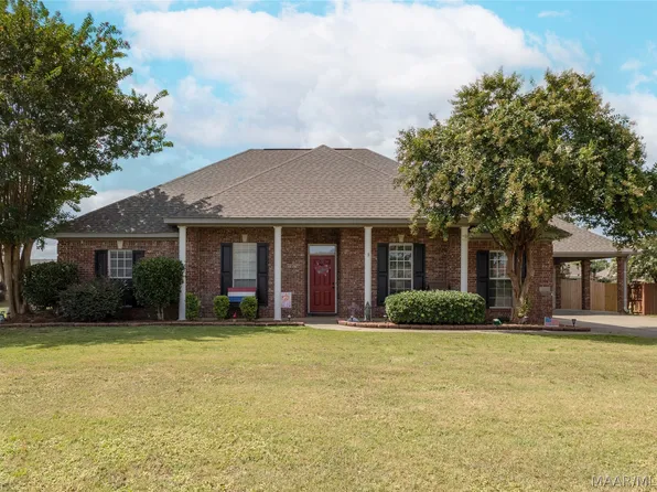 2009 Vonica Rose St, Deatsville, AL 36022