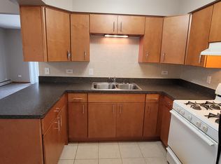 11180 Moraine Dr #2N, Palos Hills, IL 60465