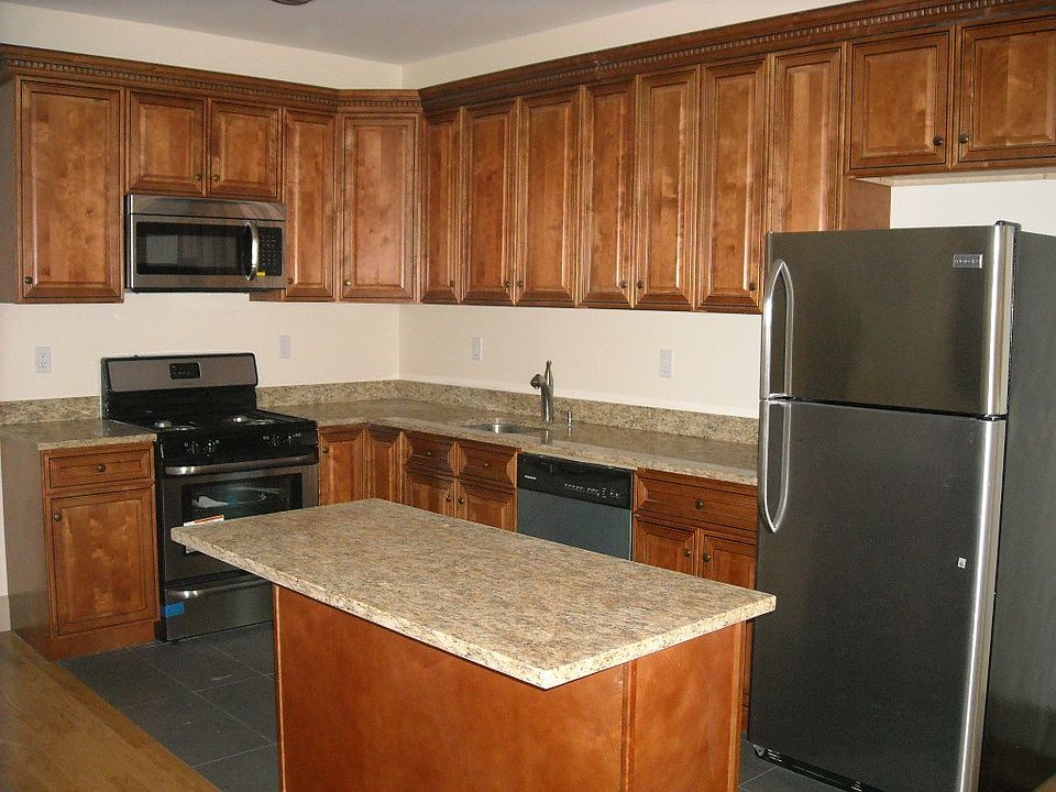 1st image of 4209 Bell Blvd