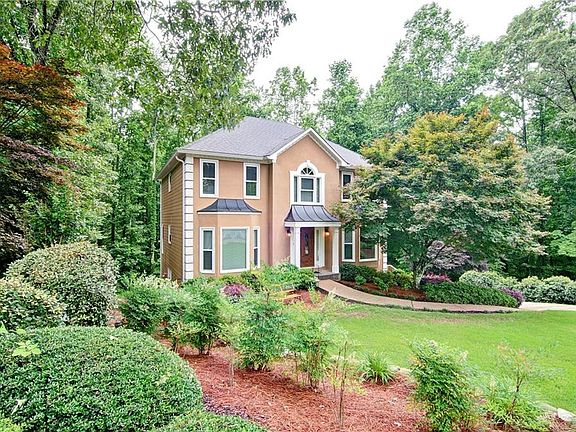 2nd image of 404 Briardale Ct