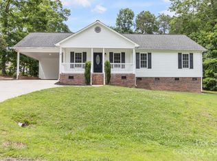 1802 Creekstone Ct, Lincolnton, NC 28092