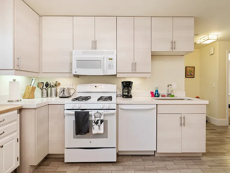 2615 California St — Photo 13